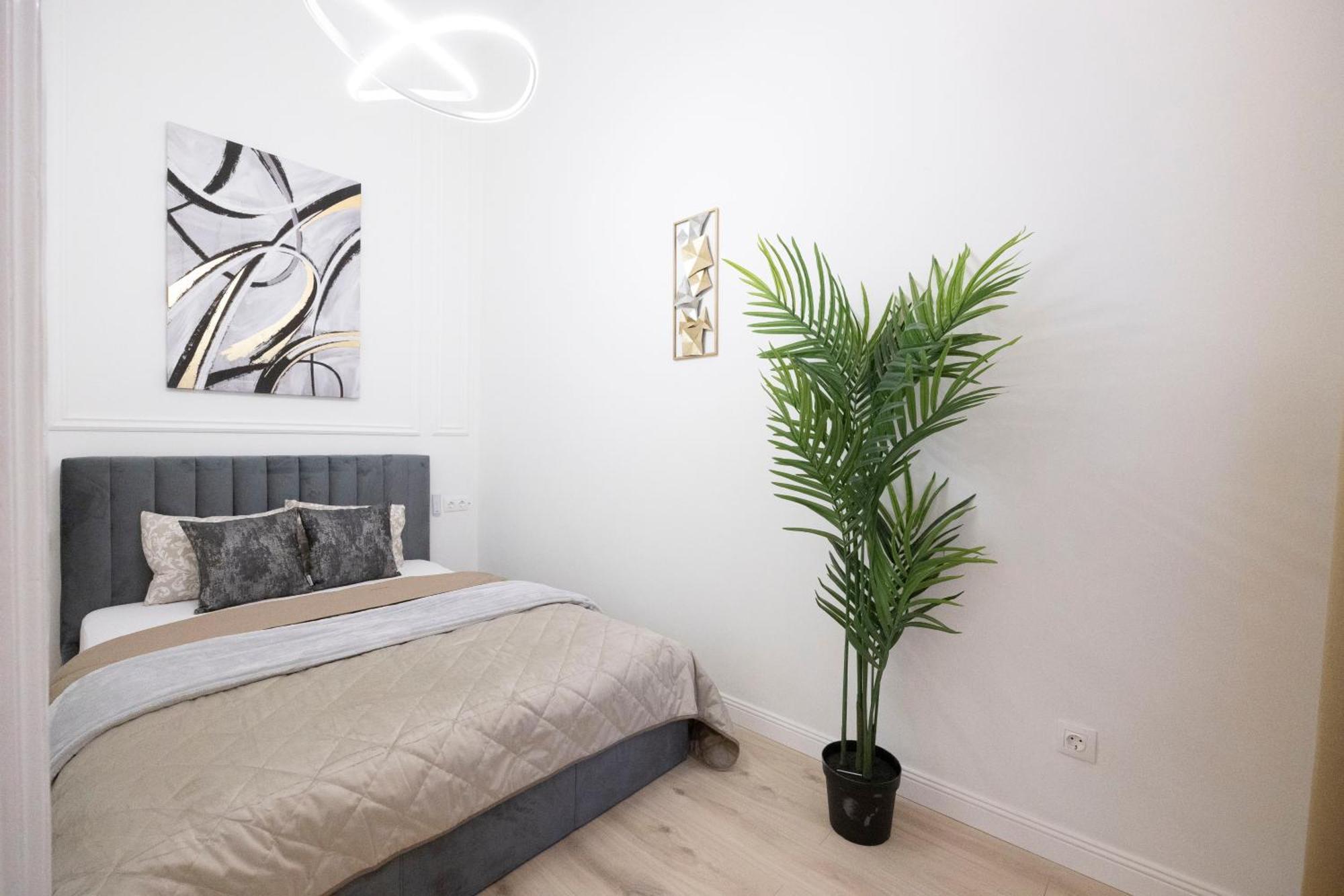 Exclusive & Prestigious Central Residence W/ Balcony Budapest Bagian luar foto